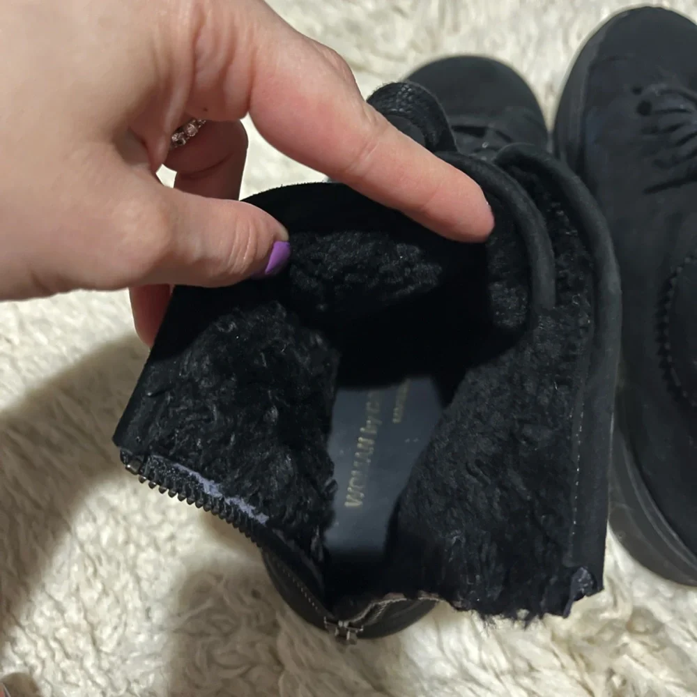 Woman by Common projects black high top sneaker - Picture 4 of 6